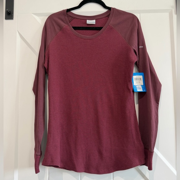 Columbia Tops - Columbia Women's Cascade Gorge Thermal Long Sleeve Top - Burgundy
